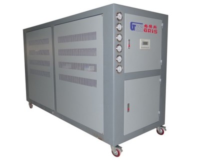 江蘇工業(yè)冷水機 橡塑制品領域的耐酸堿制冷解決方案